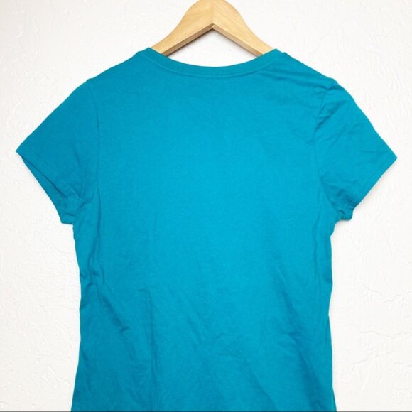 Patagonia organic cotton Vneck tee size small - Picture 6 of 6